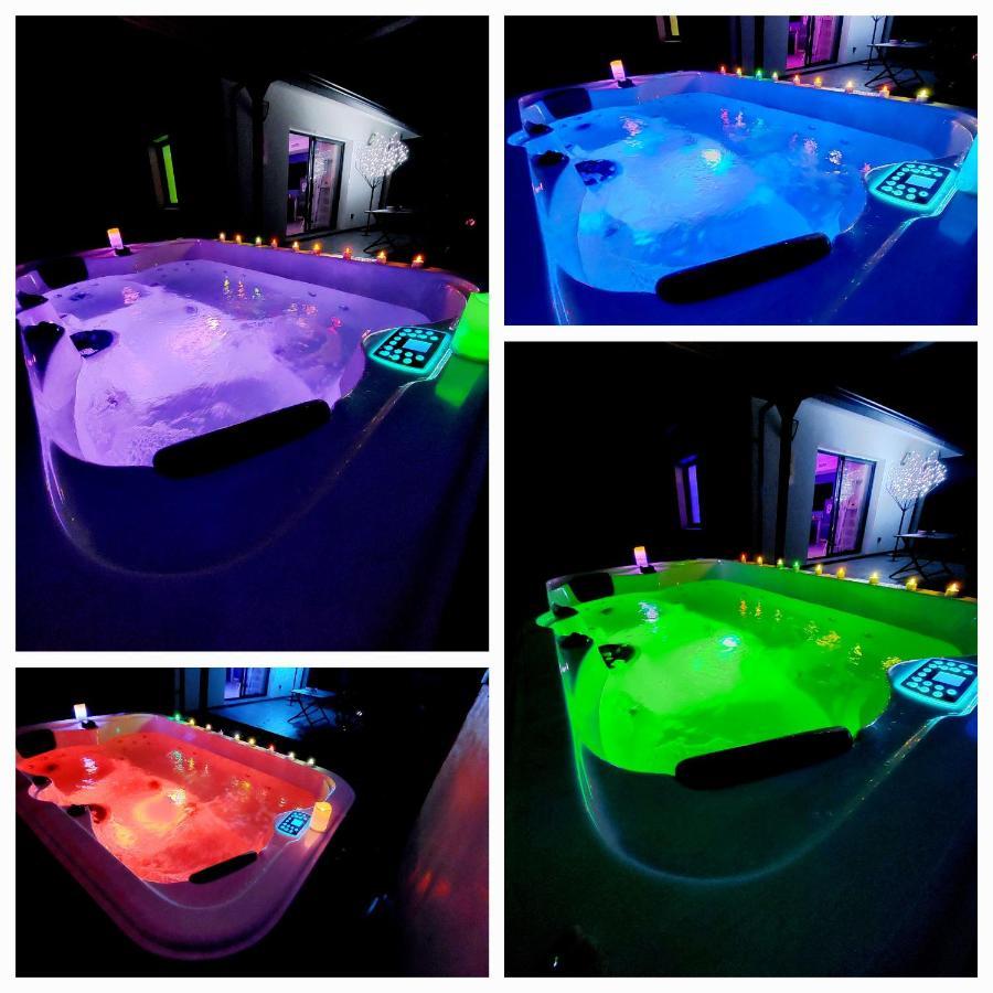 Un Sejour Romantique En Couple Avec Jacuzzi Prive Chromotherapie Jardin Maison Privee Ychoux Eksteriør billede